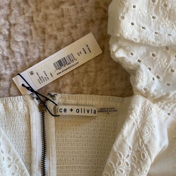 White Eyelet Puff Sleeve Dress - Picture 4 of 6